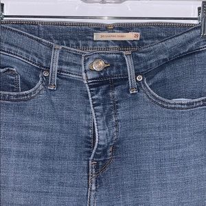 Levi’s 311 shaping skinny